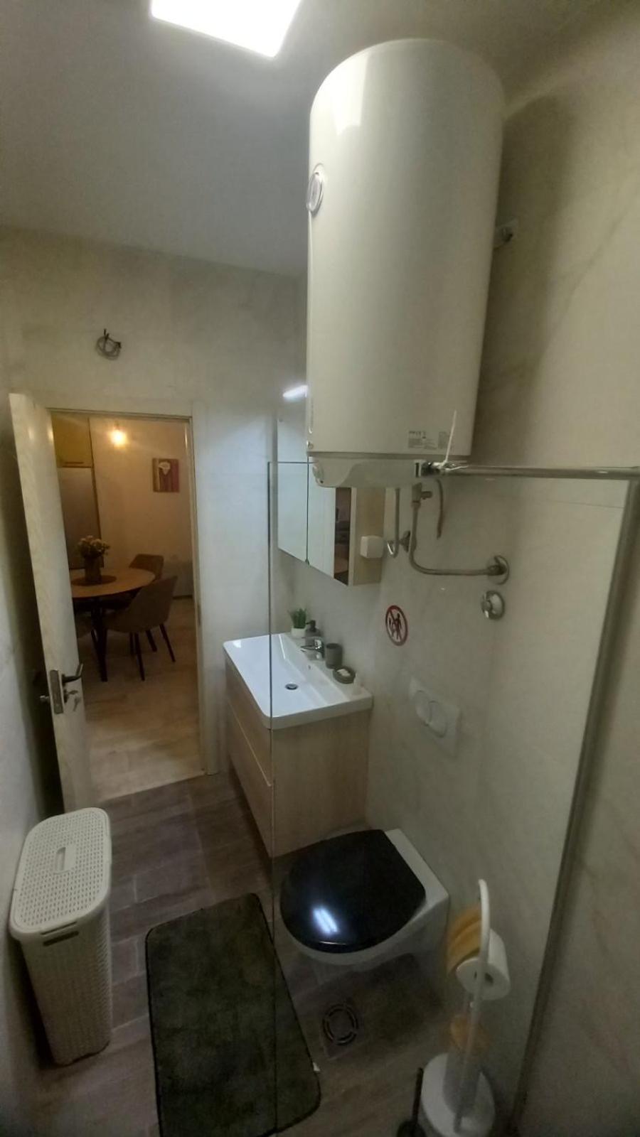 Apartman Nadja Apartment Kotor Bagian luar foto